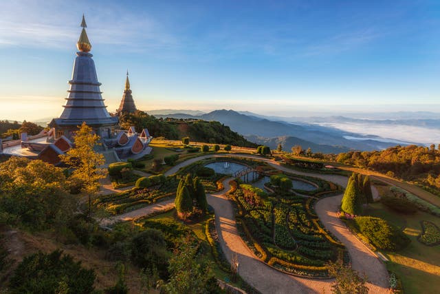 <p>The King and Queen Pagoda, Chiang Mai province </p>