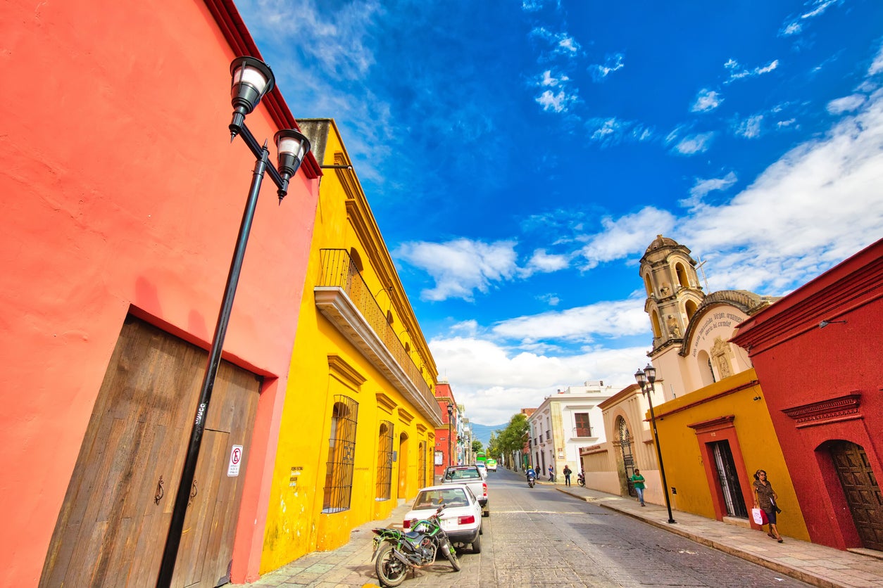 Enjoying Mexico's Vibrant and Colorful Summer Climates