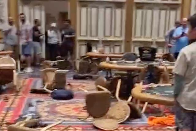 <p>Videos and images shared to Twitter captured the chaos that unfolded at the MGM Grand at the weekend</p>