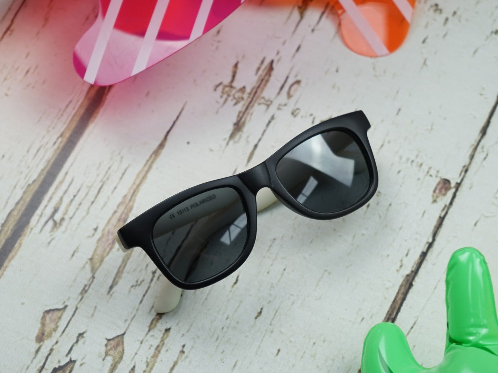 Best First Sunglasses for Kids Age 4-7 Year. Vintage Silicone 
