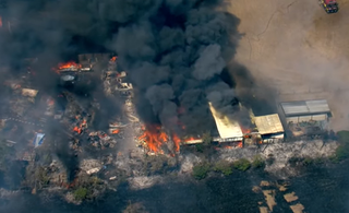 Dartford fire: Houses ablaze in Kent as raging wildfire spreads | The ...