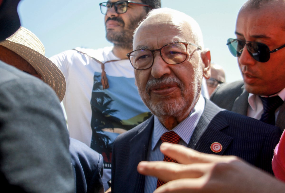 Tunus muhalefet partisi lideri yetkililer tarafından sorgulandı