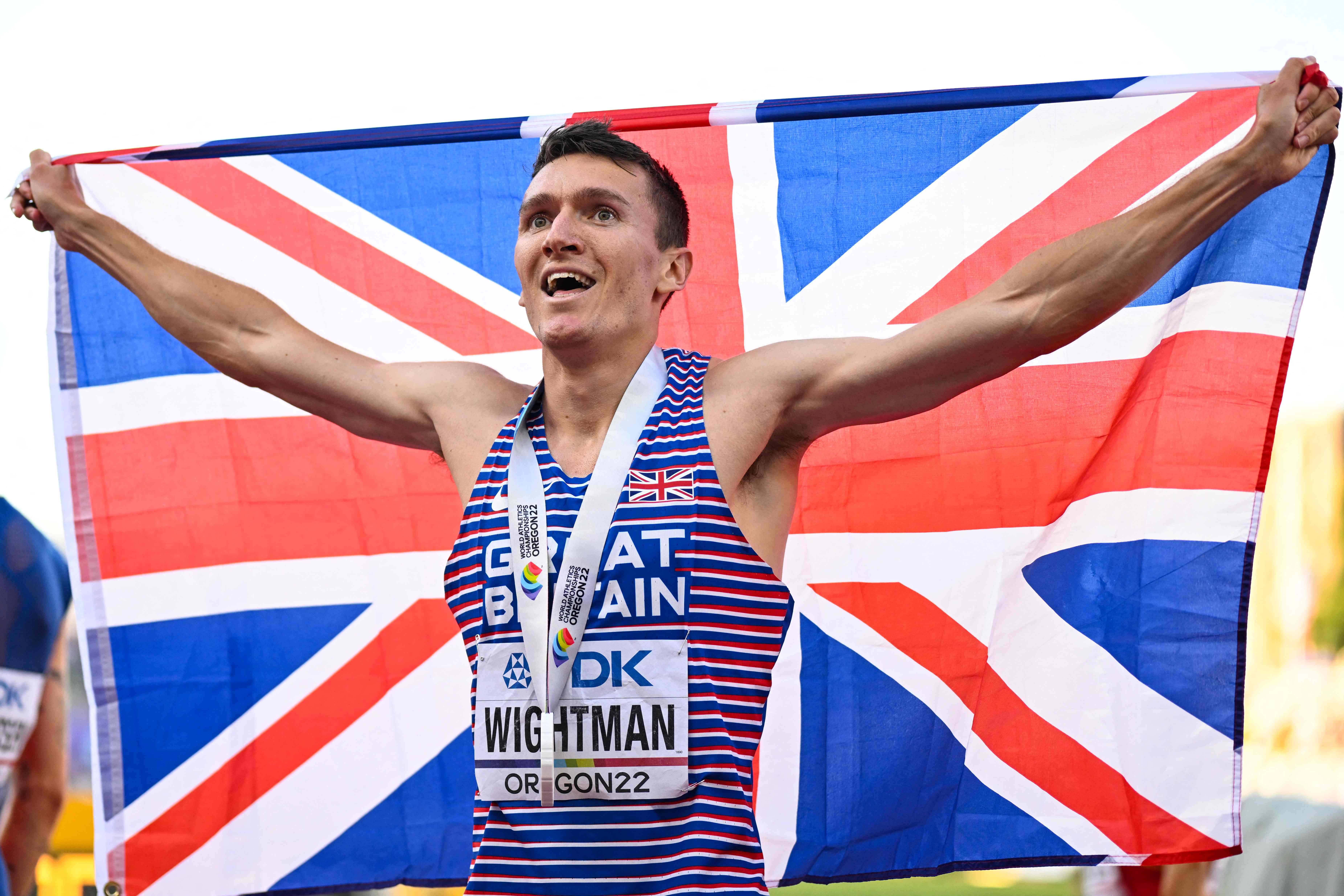 Jake Wightman wins 1500m gold at World Championships…