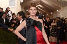 Linda Evangelista settles lawsuit over cosmetic procedure that left her ‘permanently deformed’