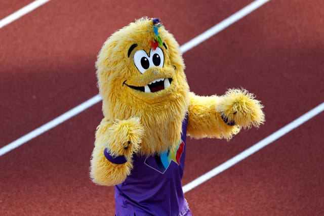 <p>Police were called to Eugene’s Hayward Field after Legend’s yellow head went missing</p>