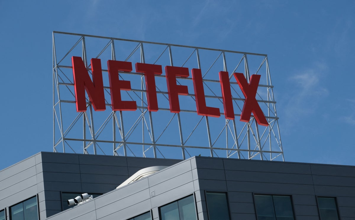 Netflix Testing Extra Charge For Users Who Share Passwords 