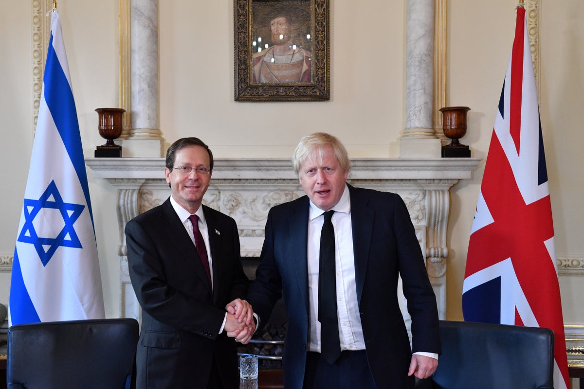 UK kicks off talks on new Israeli trade deal to boost services sector