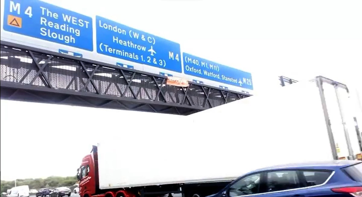 M25 protests today – live: Sixteen arrested as Just Stop Oil blocks motorway