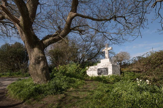 Ukrainian refugees to mark Grade II listing of WWII Ukranian cross (Historic England/PA)