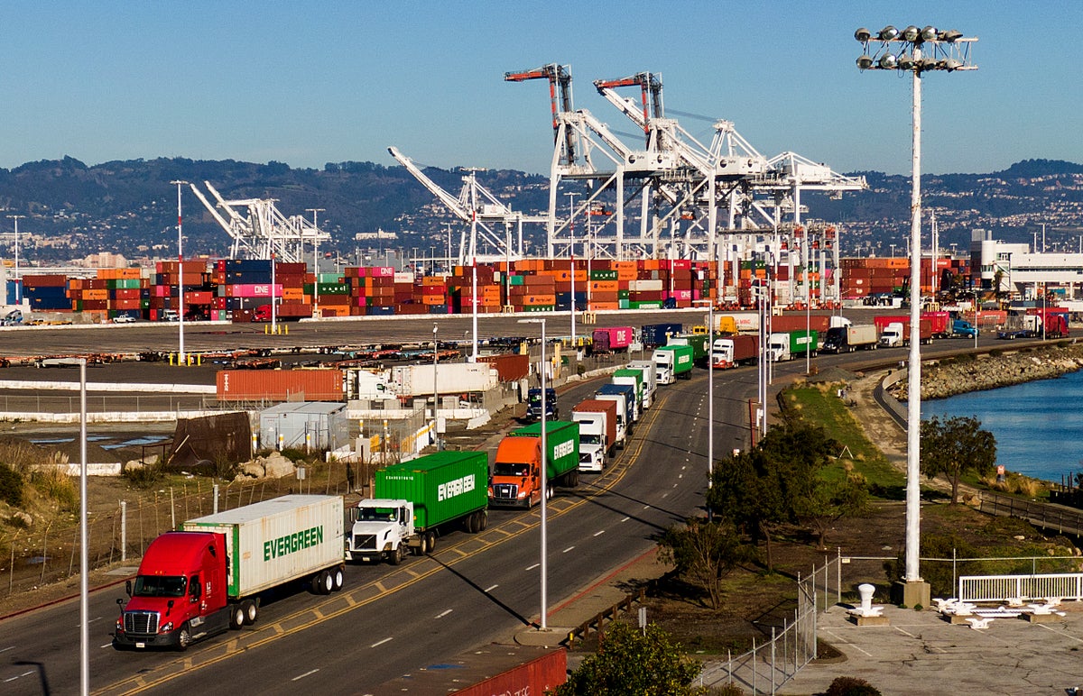 Trucker protest shuts down operations at California port