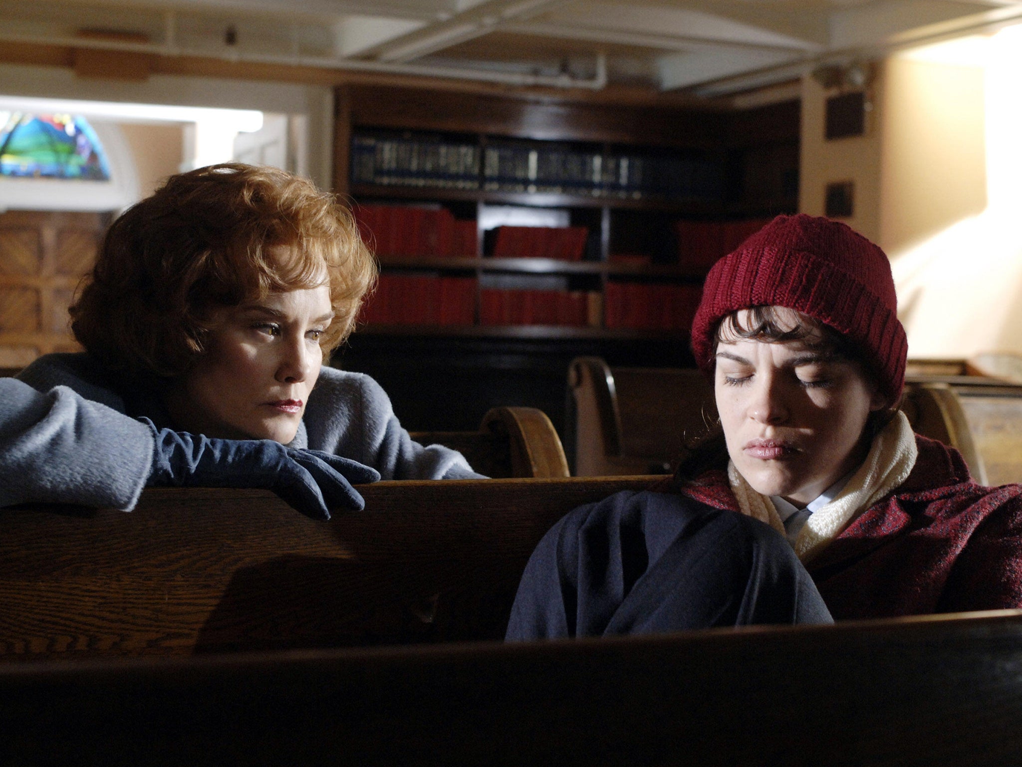 Jessica Lange and Tammy Blanchard in a 2007 TV adaptation of ‘Sybil’