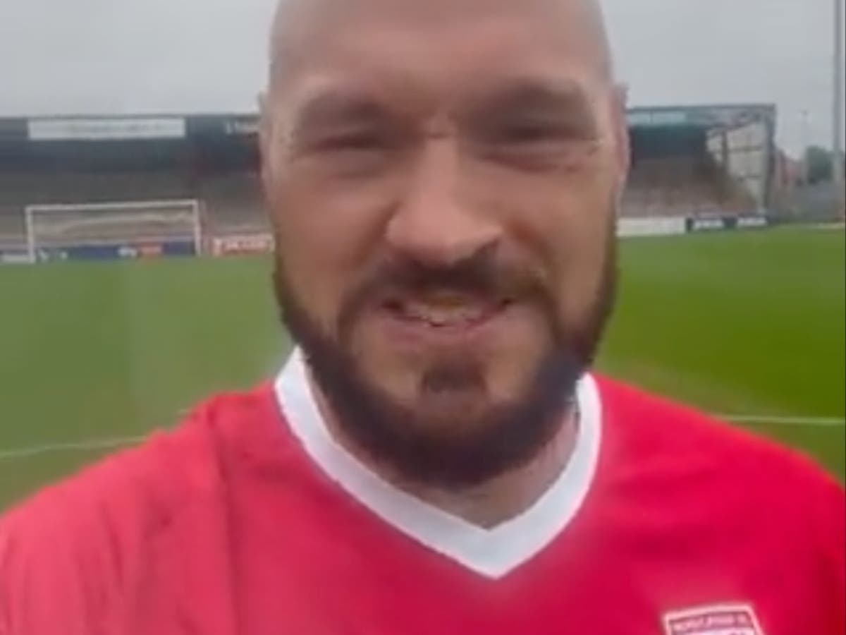 Tyson Fury to sponsor hometown football club Morecambe