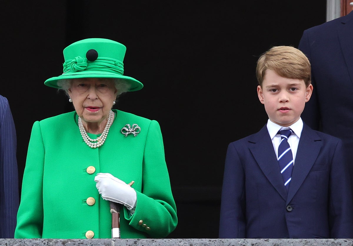 Queen leads royals in wishing Prince George a happy ninth birthday