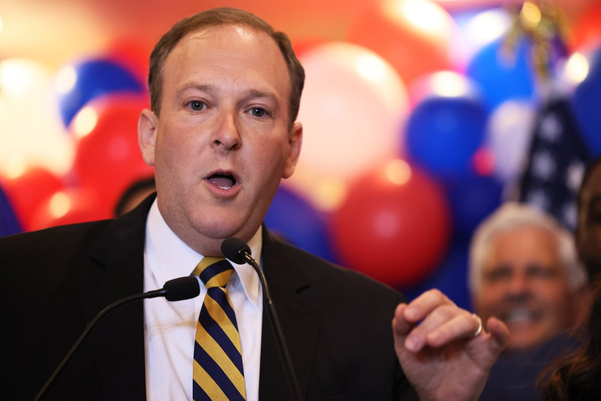 ‘Armed’ man overpowered as he confronts Republican candidate Lee Zeldin at campaign event
