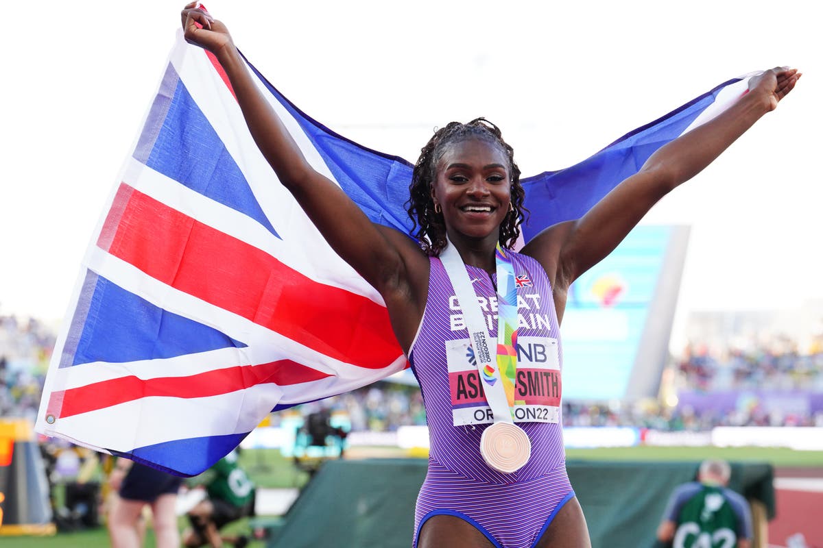 Dina Asher-Smith dedicates World Championship bronze to her family