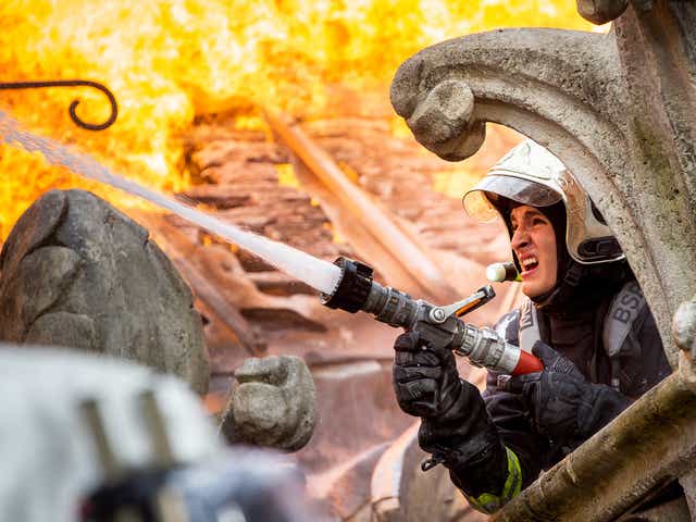 <p>A scene from the new disaster movie ‘Notre-Dame on Fire’ </p>