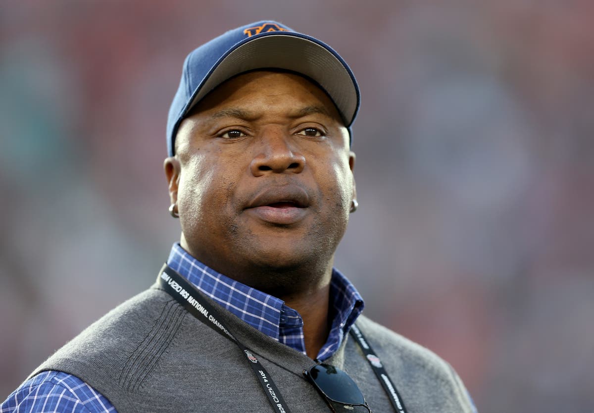 Touched by Uvalde, Bo Jackson Donated to Pay for Funerals