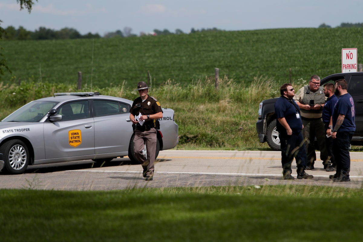 Police: Gunman kills 3 at Iowa state park; shooter also dead