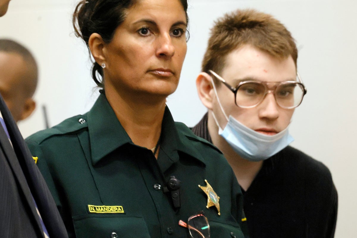 Parkland shooting – live: Nikolas Cruz trial hears officer testimony about finding victims’ bodies