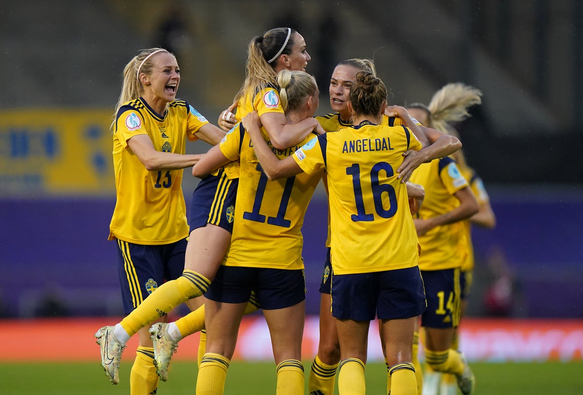 Sweden set up England semi-final with late victory over Belgium