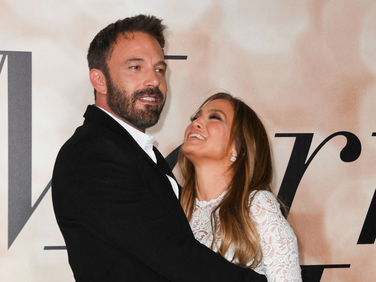 Jennifer Lopez and Ben Affleck spark PDA debate during honeymoon with their children
