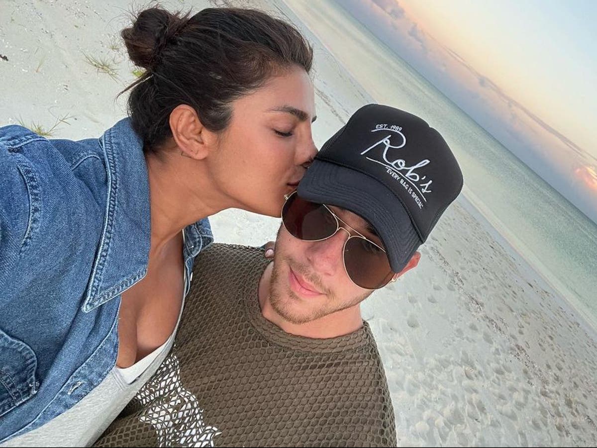 Nick Jonas and Priyanka Chopra share rare glimpse of baby daughter Malti Nick Jonas and Priyanka Chopra share rare glimpse of baby daughter Malti