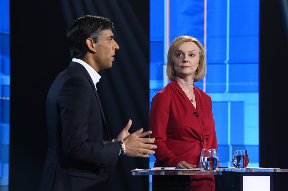 Truss and Sunak trade blows on immigration and China ahead of TV debate