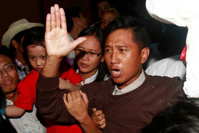 <p>Kyaw Min Yu, a veteran pro-democracy activist, talks to journalists </p>