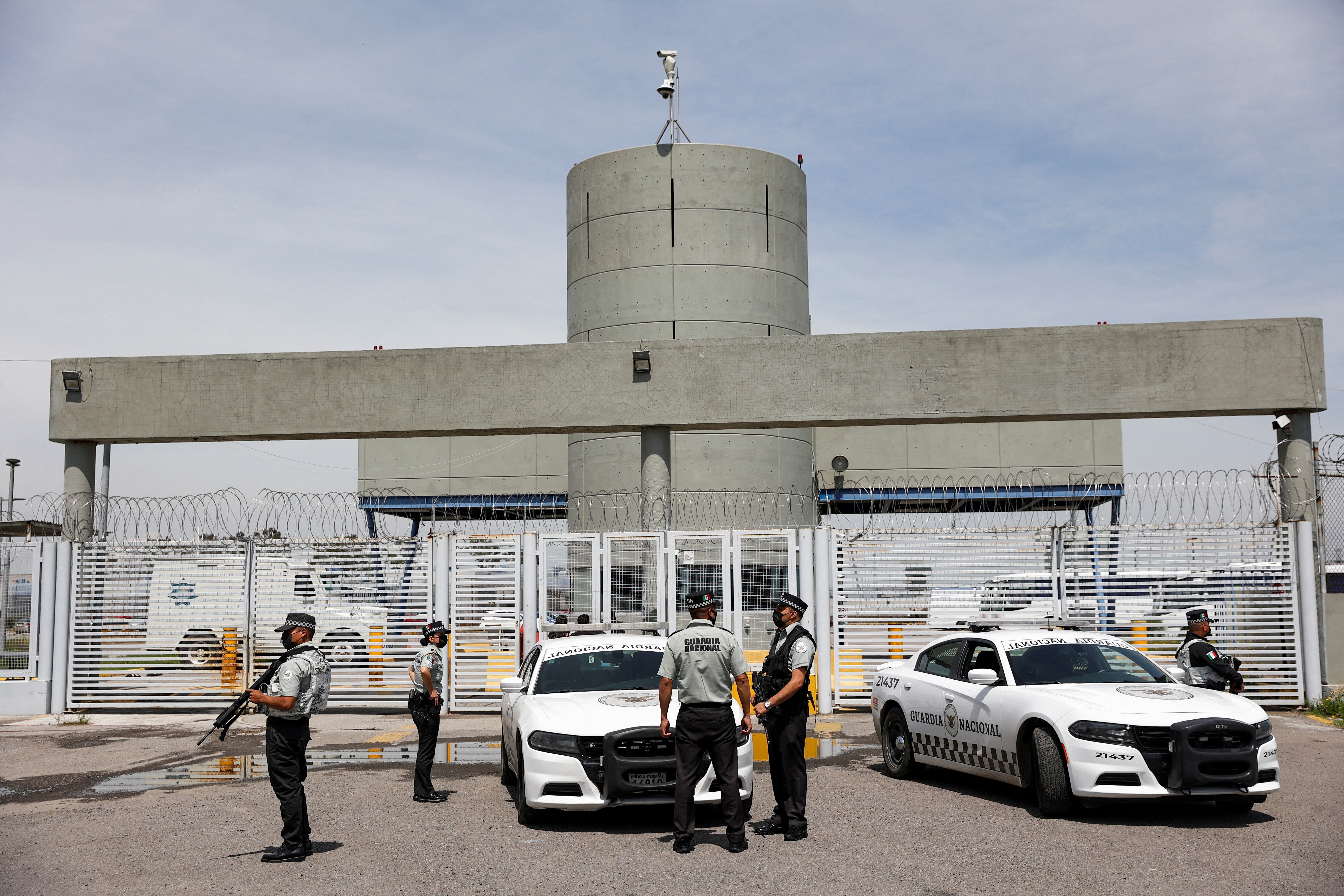 Members of the National Guard stand outside Altiplano Federal Penitentiary, where drug lord Rafael Caro Quintero is imprisoned
