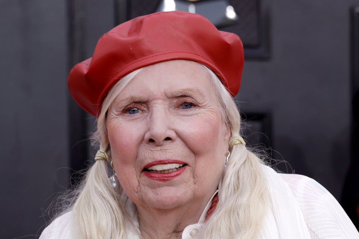 Joni Mitchell to perform first headline show for more than two decades