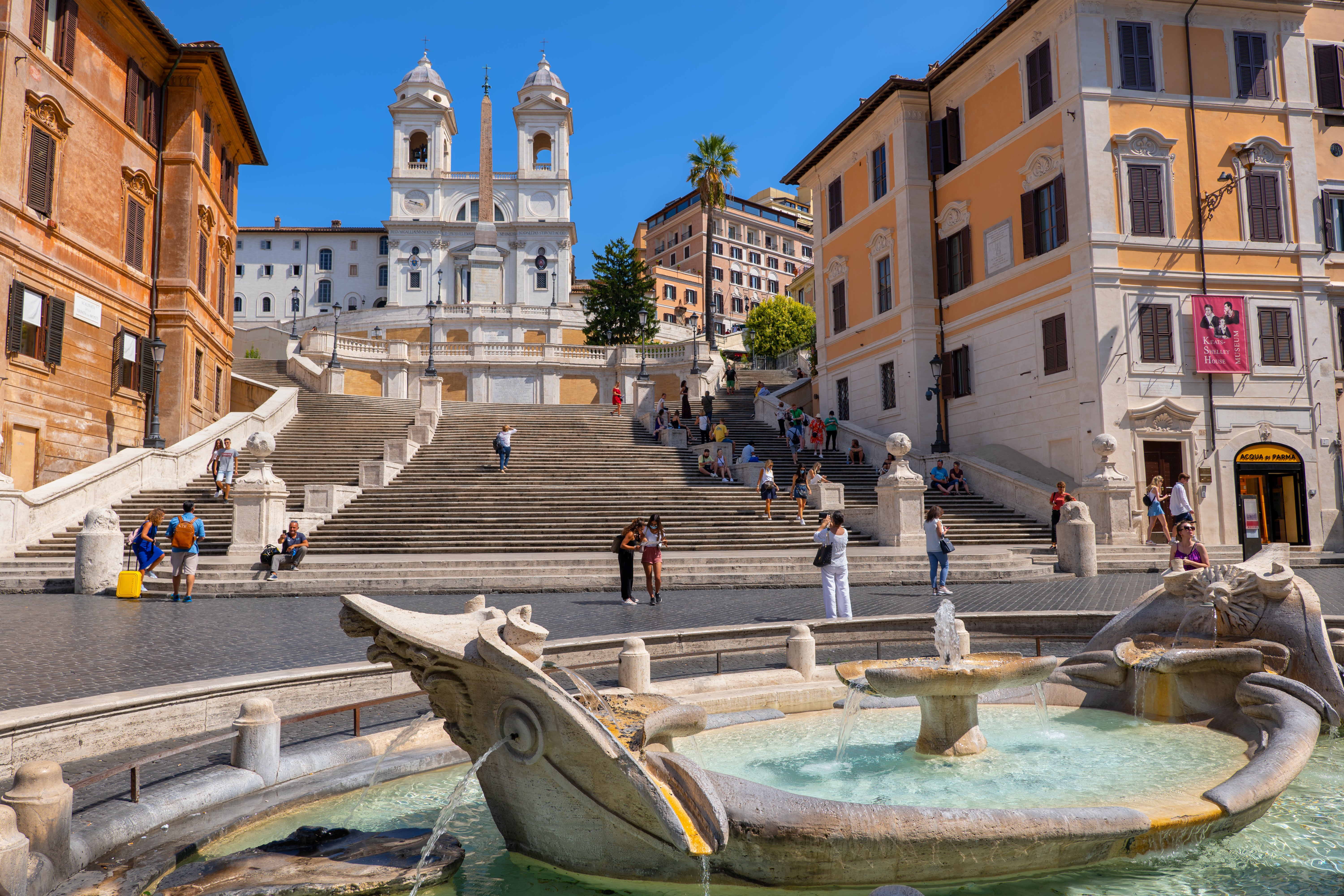British tourist fined €500 for breaking strict fountain rule in Rome