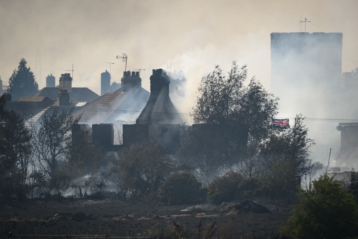 Levels of dangerous air pollution surged as London fires raged