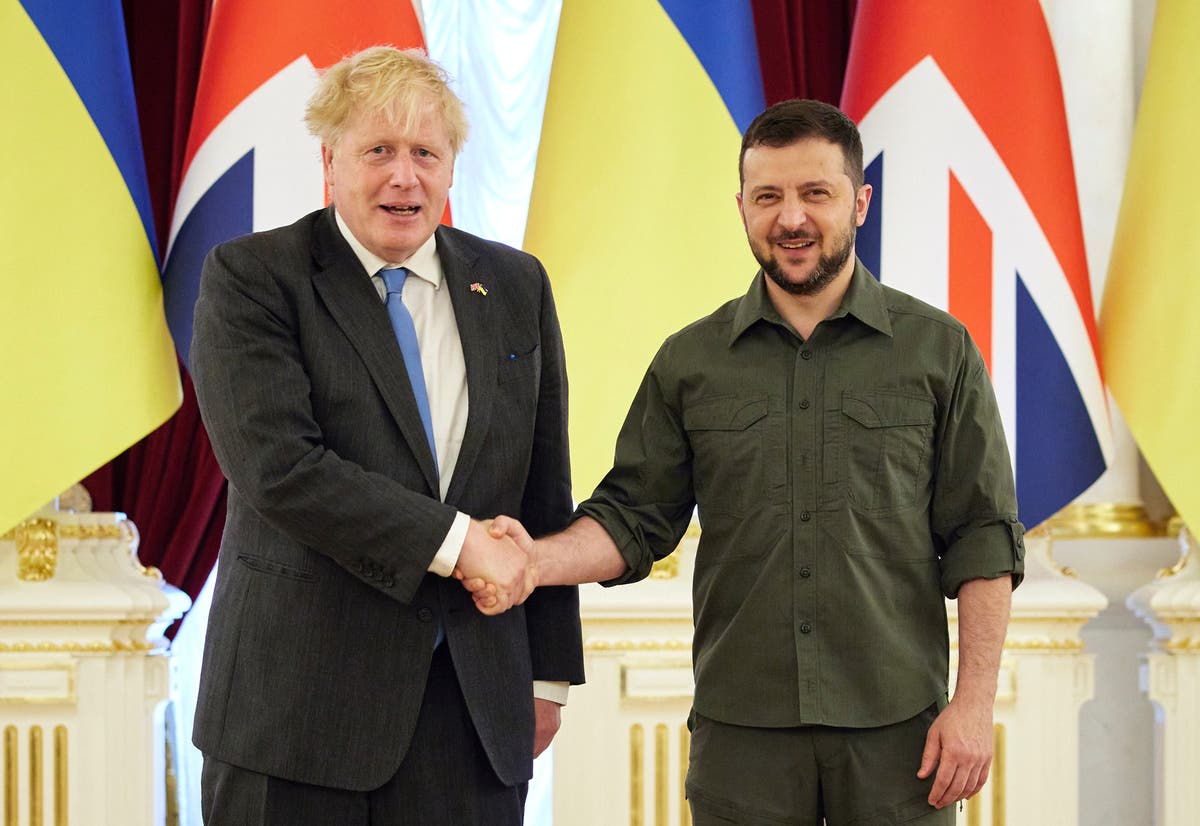 Zelensky hopes for role for Boris Johnson in politics after he leaves Downing Street