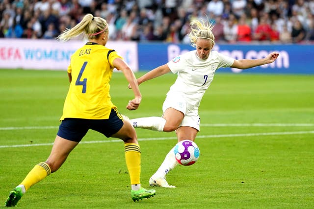 <p>Beth Mead scores England’s first goal against Sweden in the Euro 2022 semi-final</p>