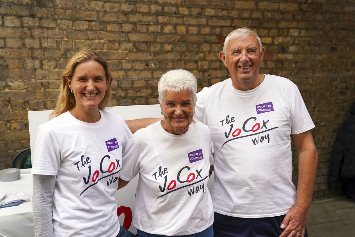 Cyclists set off on five-day ride to London in memory of murdered MP Jo Cox