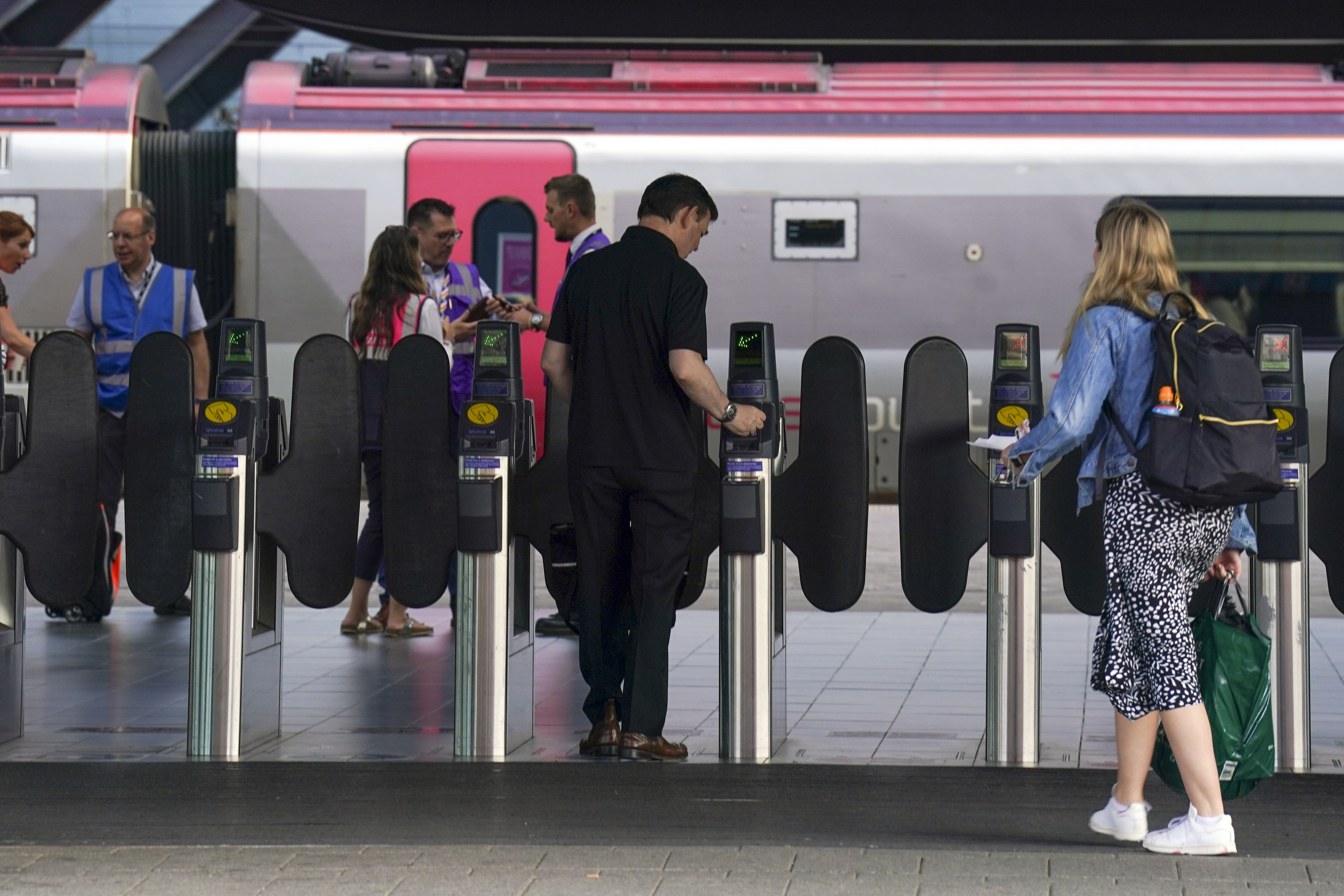 Strike day train passenger numbers up despite warning to avoid