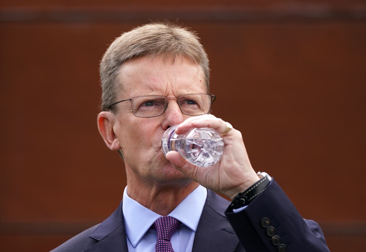 Stand-in Cricket Scotland chief Gordon Arthur meets Majid Haq and Qasim Sheikh Stand-in Cricket Scotland chief Gordon Arthur meets Majid Haq and Qasim Sheikh