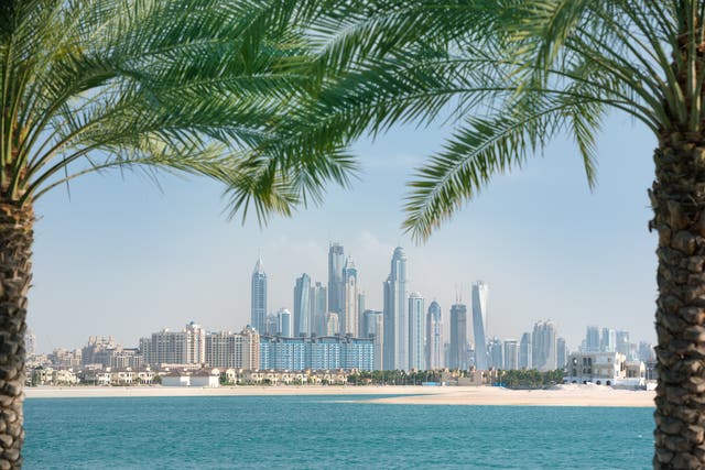 Marina y playas de Dubái