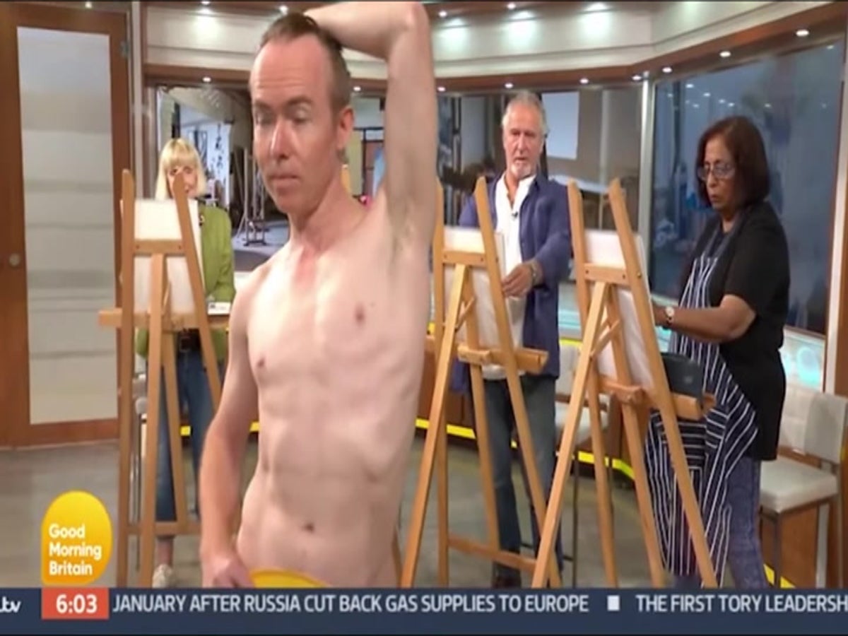 Pregnant Nude Beach Dreams - GMB opens show with life drawing class featuring nude male model | Culture  | Independent TV