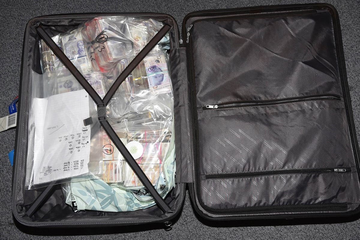 Kingpin jailed after £104m in dirty cash flown out of UK