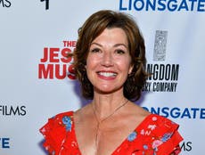 Singer Amy Grant in stable condition after being admitted to hospital following bike accident