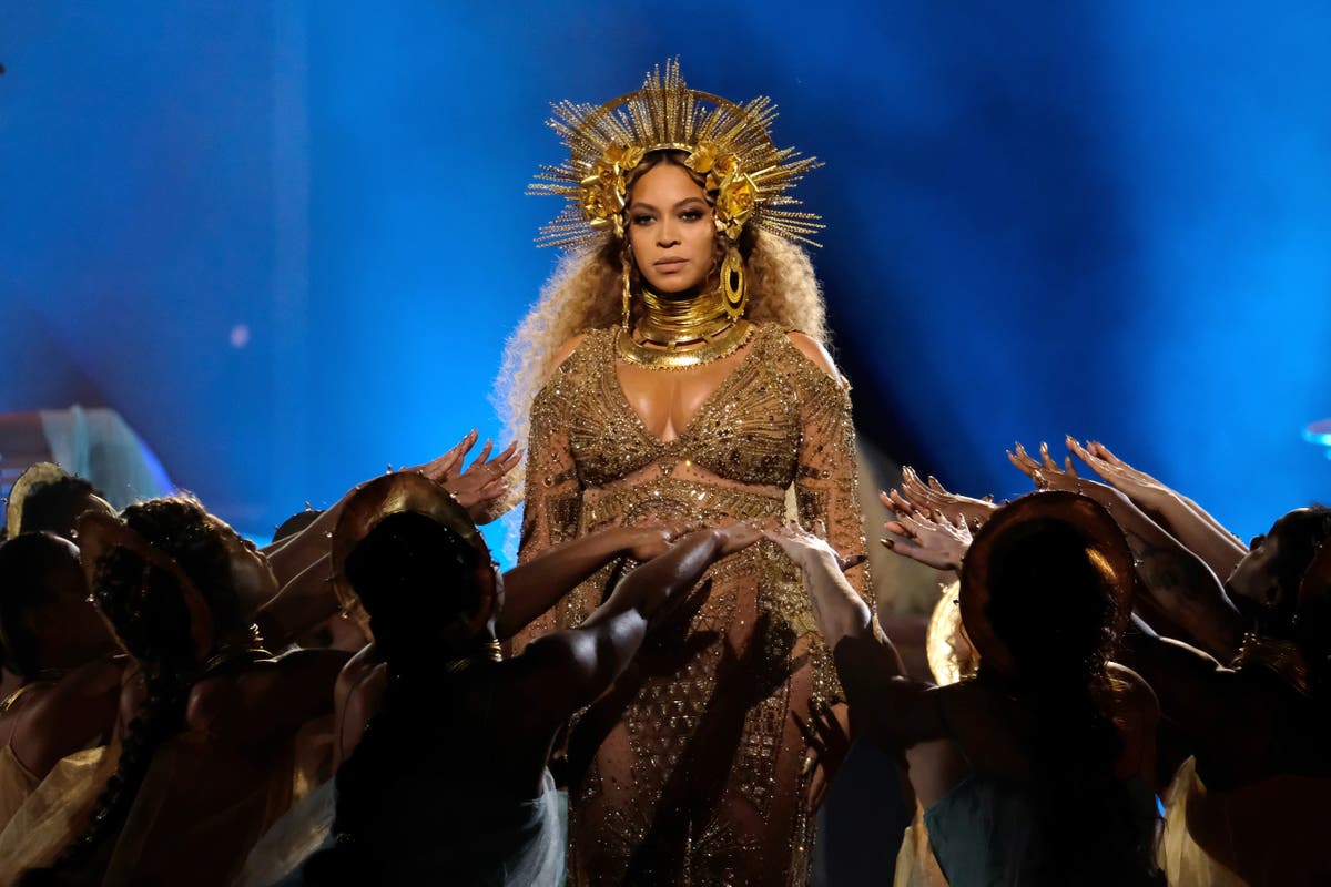 Beyoncé thanks fans for waiting ‘until the proper release time’ following new album leak