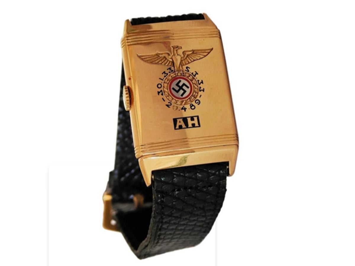 Hitler'in saati tartışmalı bir müzayedede 1,1 milyon dolara satıldı