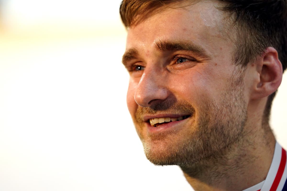 Dan Bigham smashes UCI hour record in Switzerland