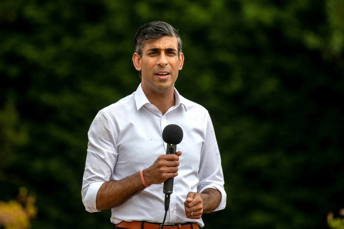 Rishi Sunak vows to slash number of boarded-up shops on UK high streets