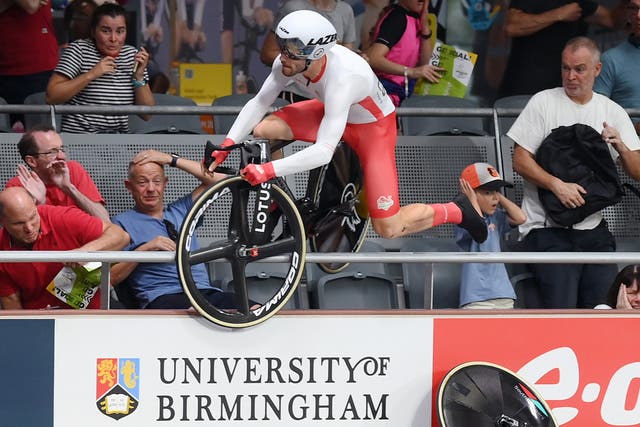 <p>Matt Walls of England crashes at the Lee Valley VeloPark</p>