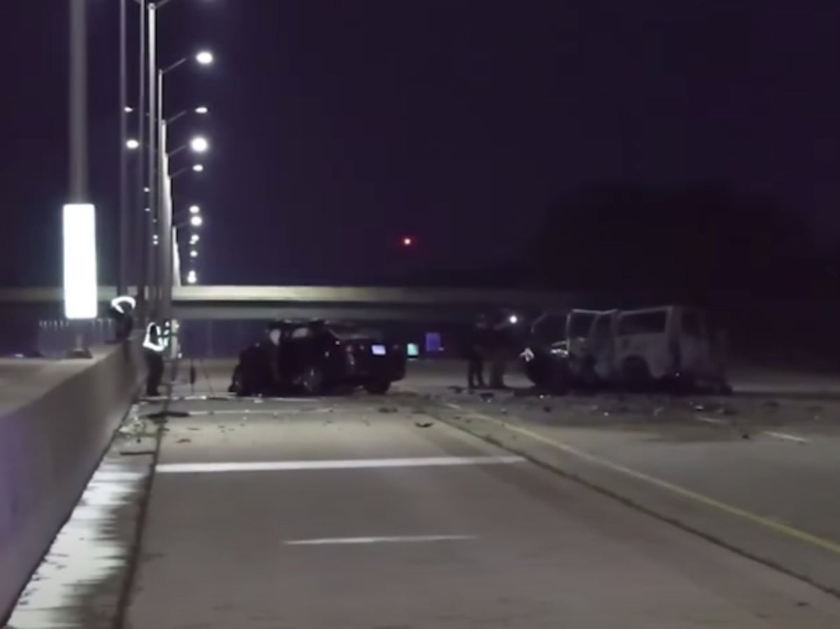 Seven dead in horror crash on Illinois interstate