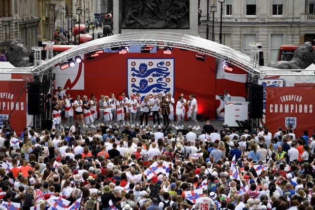 England celebrate with fans in the centre of London (Beresford Hodge/PA)
