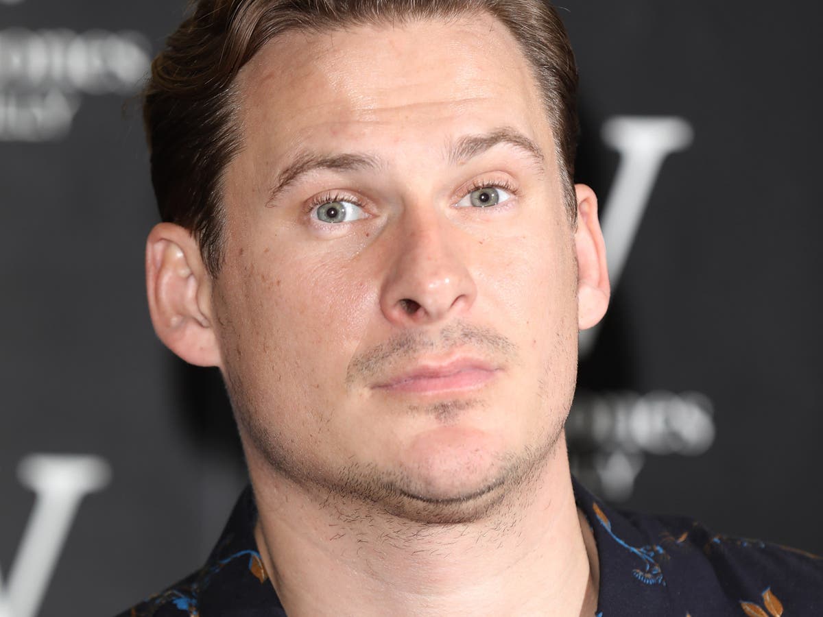 Lee Ryan: Blue singer ‘arrested after intimidating cabin crew on flight’