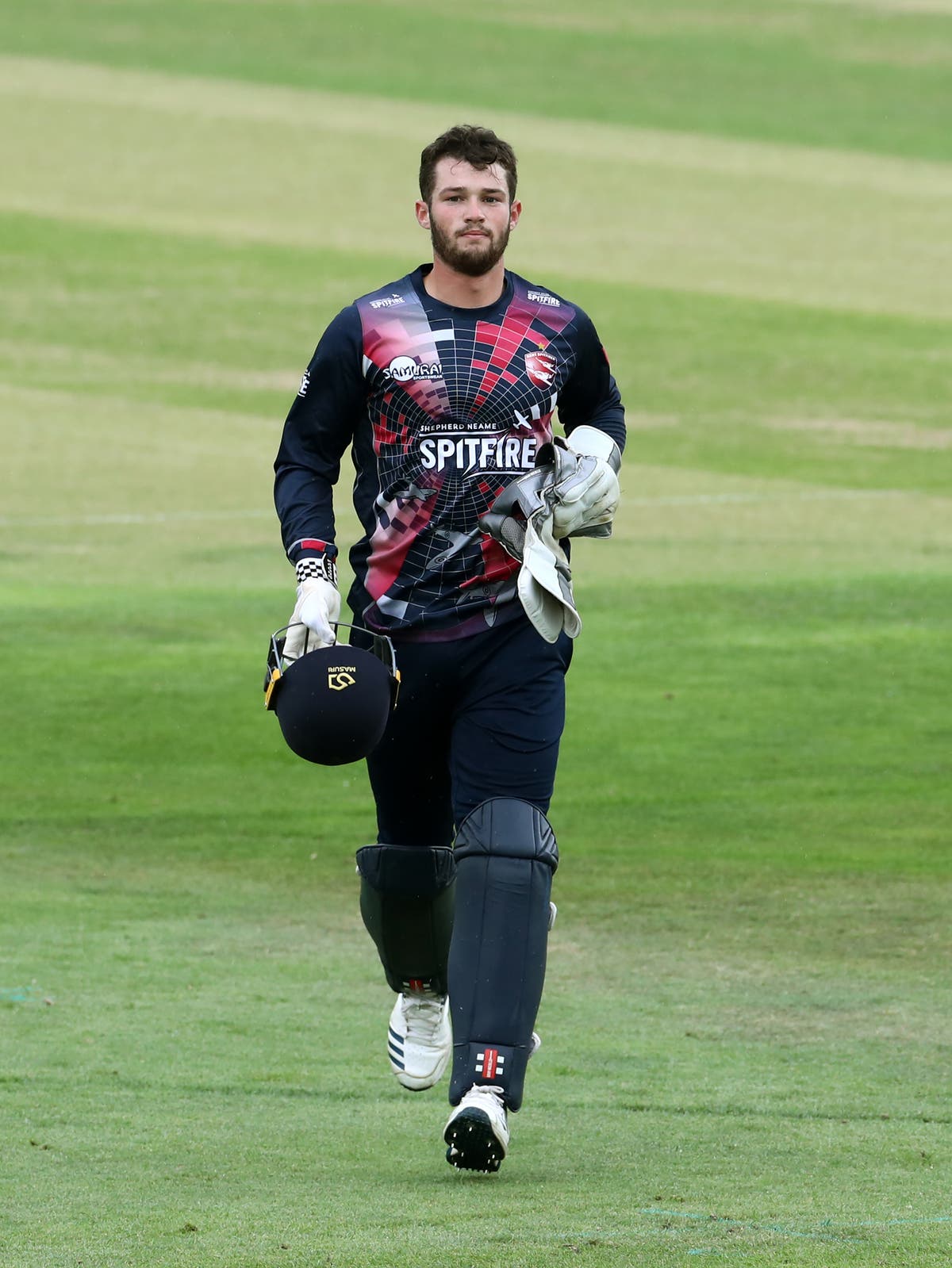 Ollie Robinson double earns Kent win while Glamorgan make fine start to defence